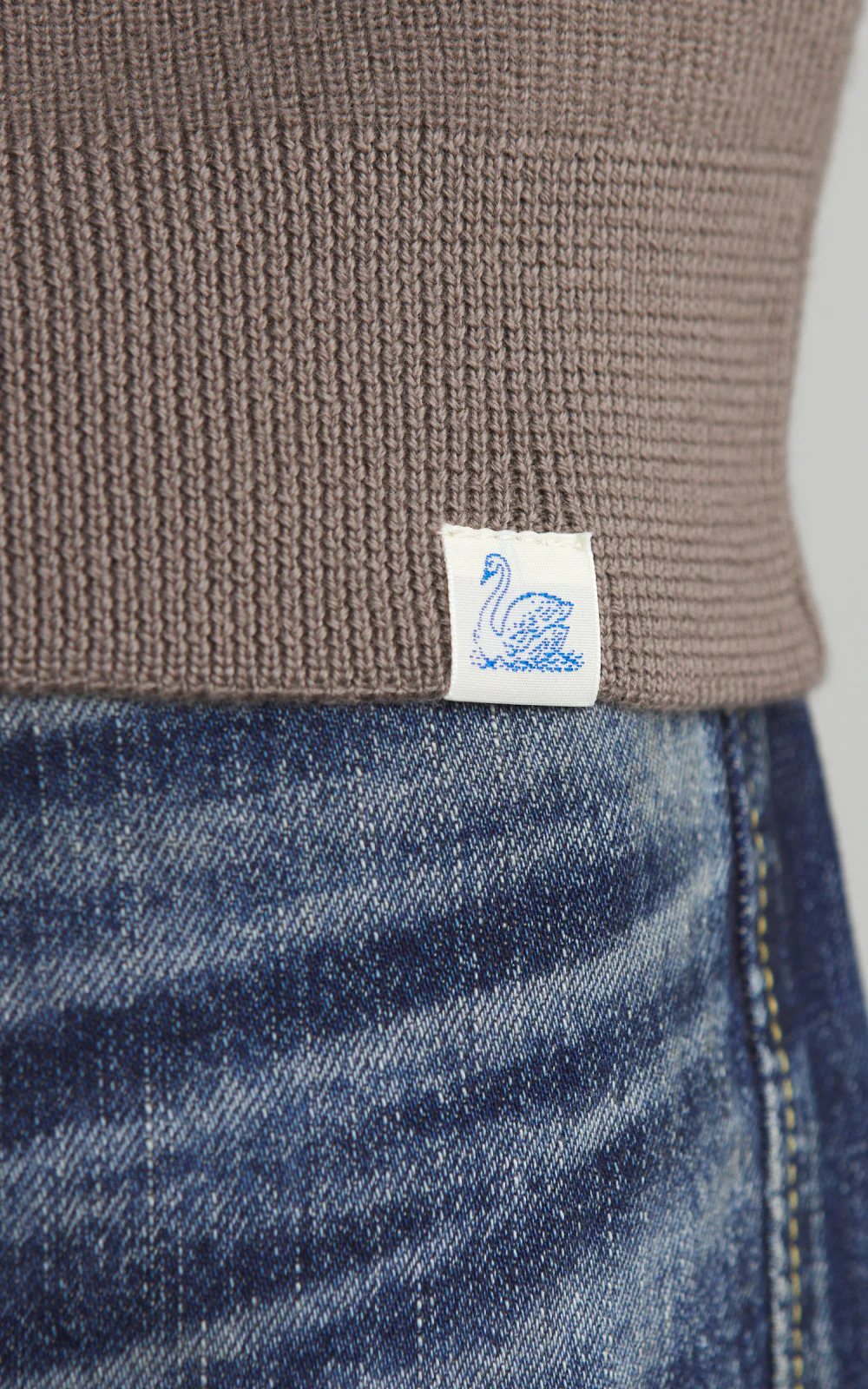Merz b. Schwanen MWCC01 Classic Crew Merino Pullover Grain - Image 5