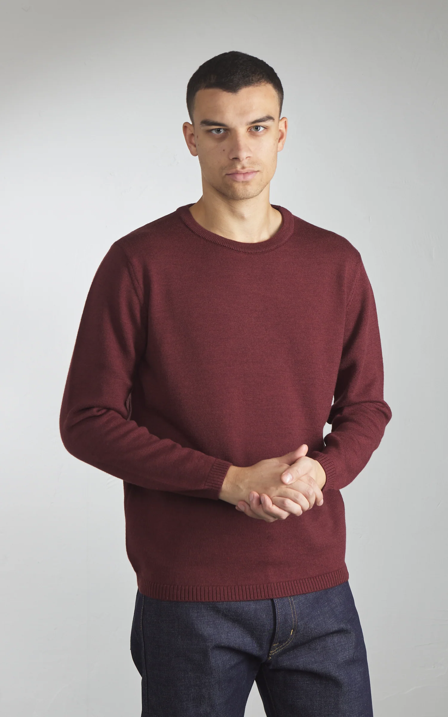 Merz b. Schwanen MWRC01 Classic Crew Merino Wool Pullover Brick Red - Image 4