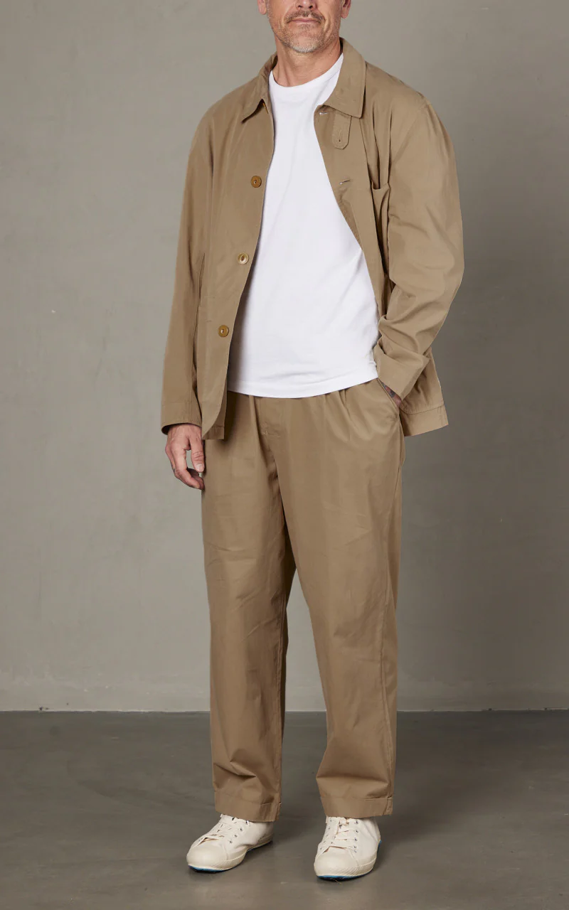 Merz b. Schwanen PANTS03 Pleated Front Pants Khaki - Image 2