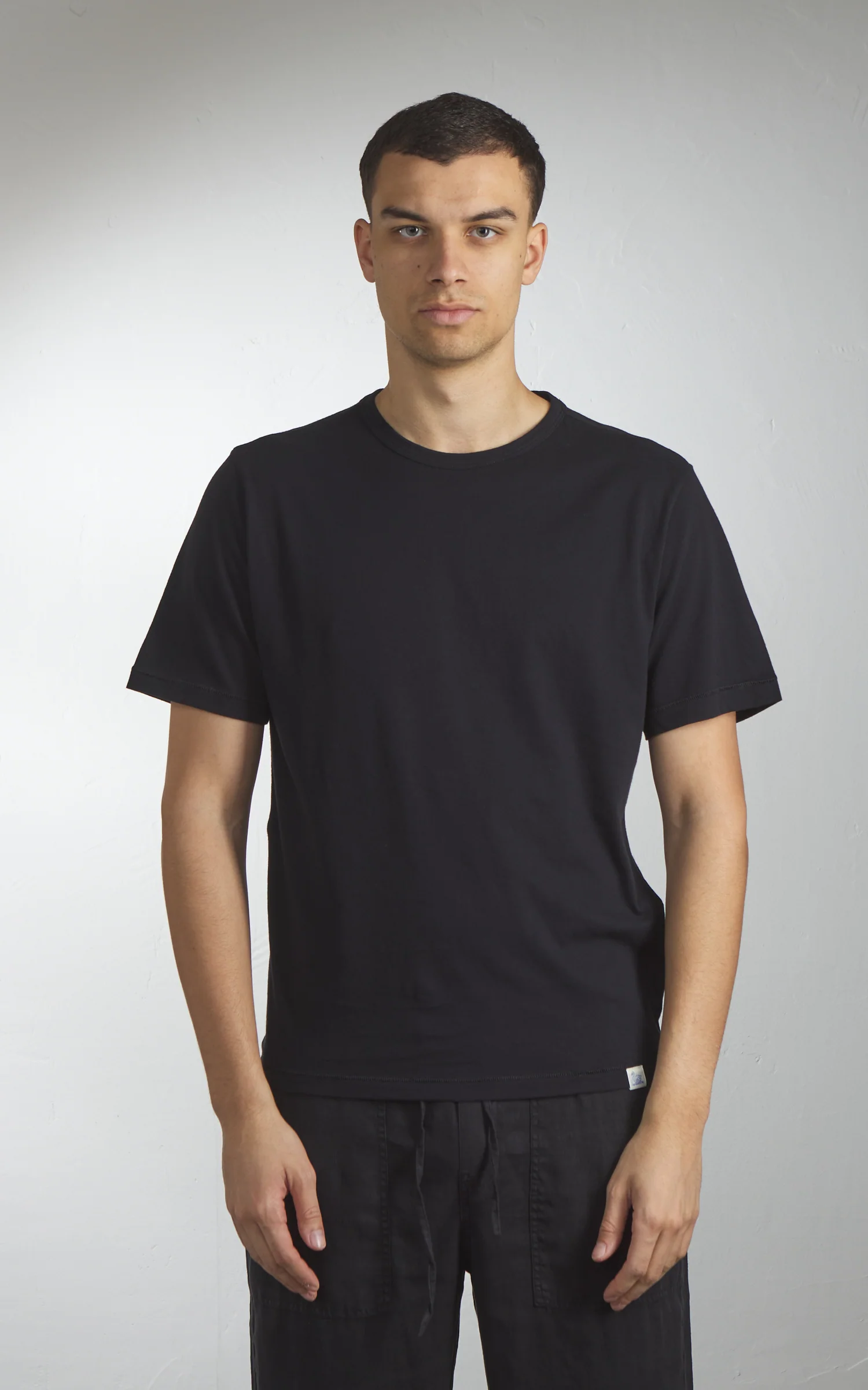 Merz b. Schwanen PIMATEE01 Tee Deep Black - Image 2