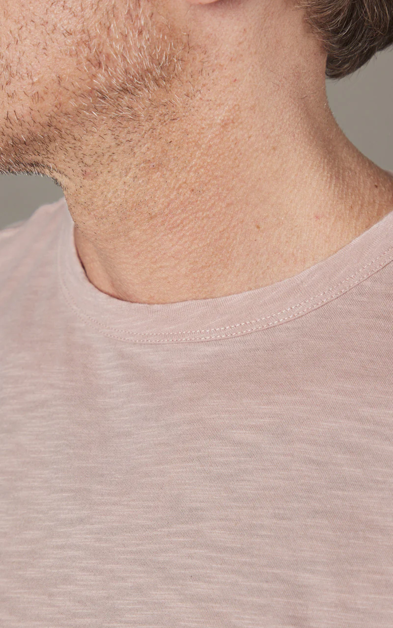 Merz b. Schwanen SCT04 T-Shirt Dusted Pink - Image 5