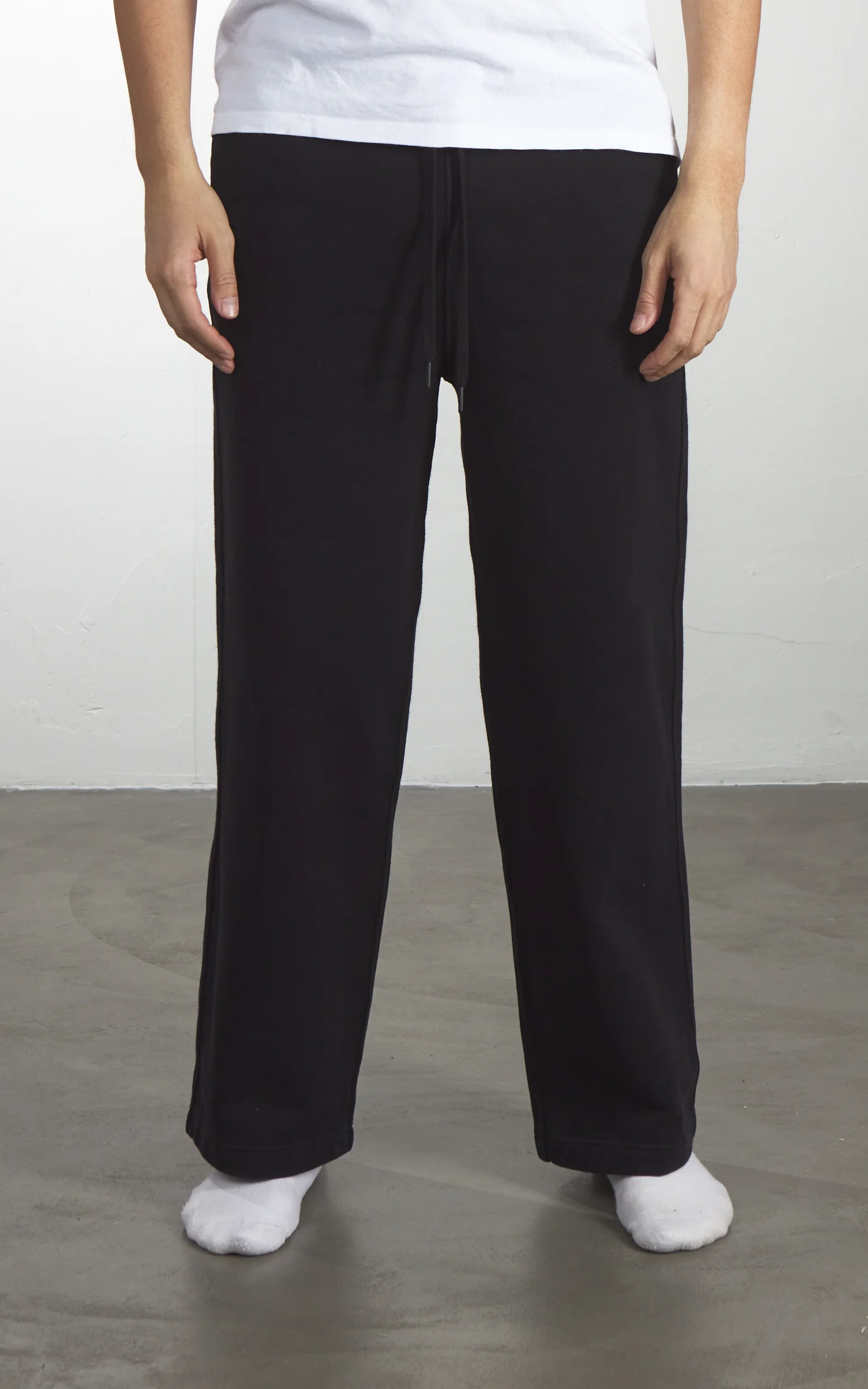 Merz b. Schwanen SWEATPTS03 Sweatpants Deep Black - Image 2
