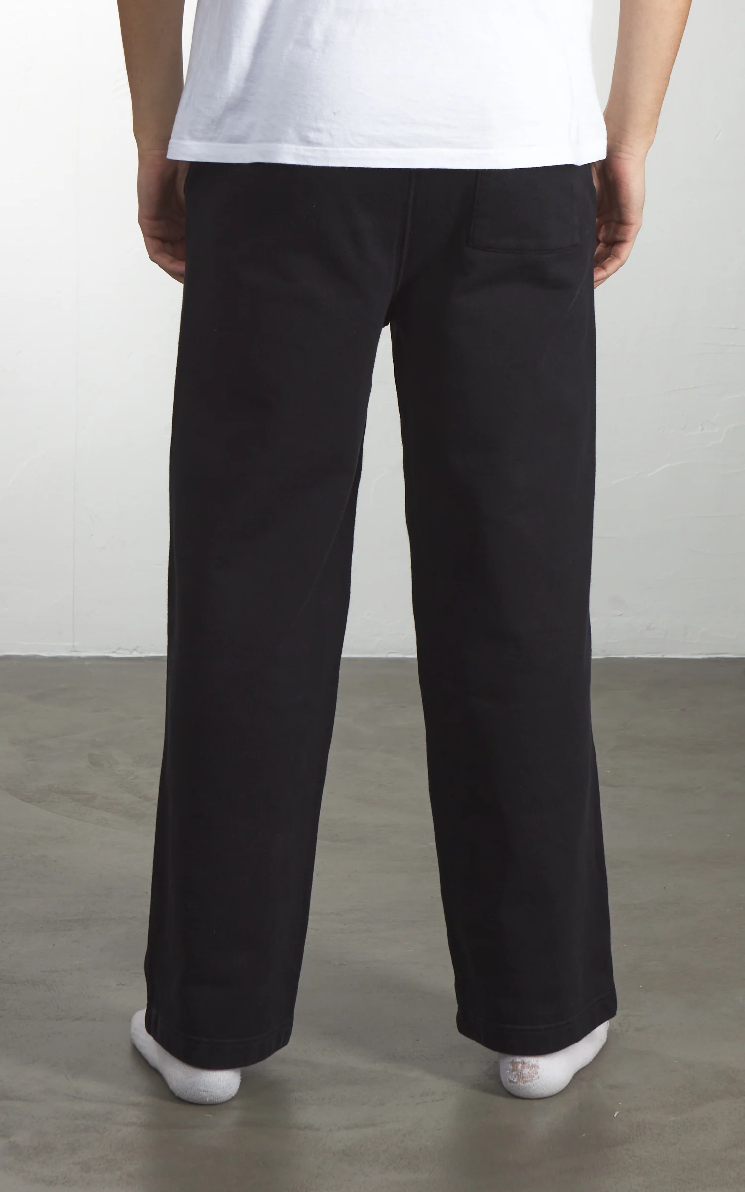 Merz b. Schwanen SWEATPTS03 Sweatpants Deep Black - Image 4