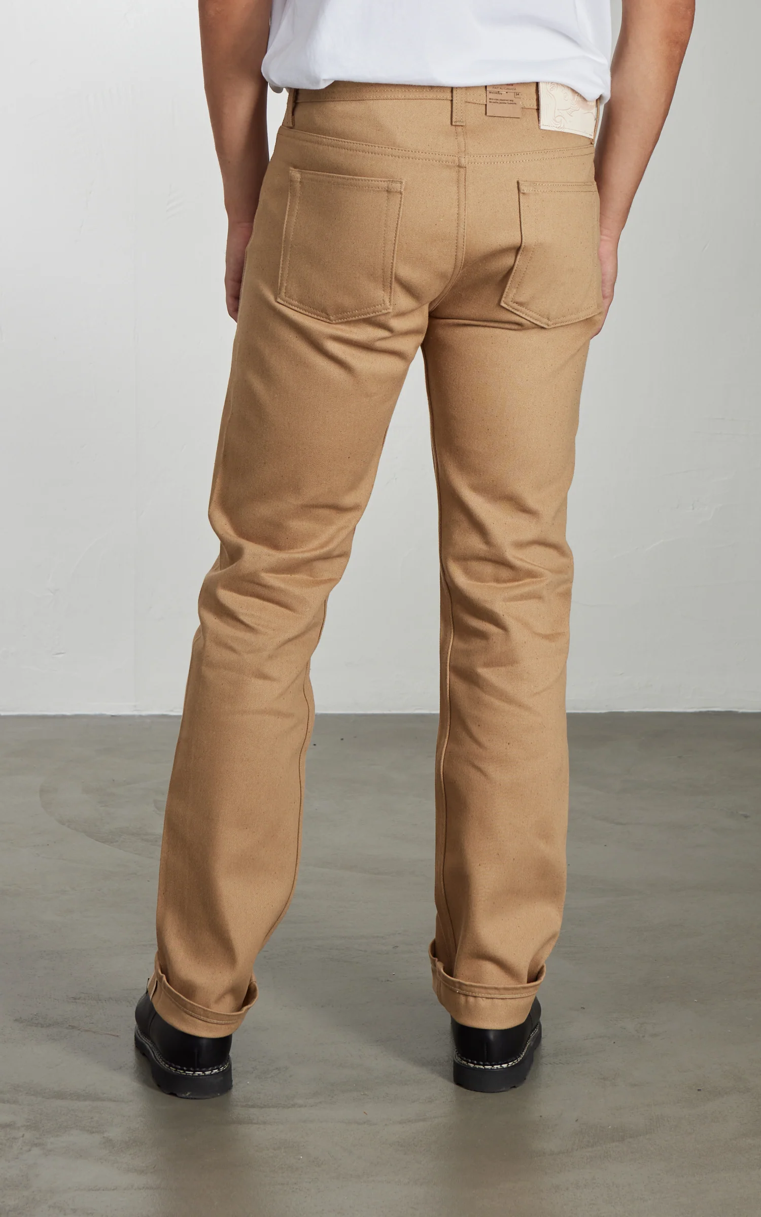 Naked & Famous Denim Weird Guy Brown Fox Selvedge Brown 13oz - Image 3