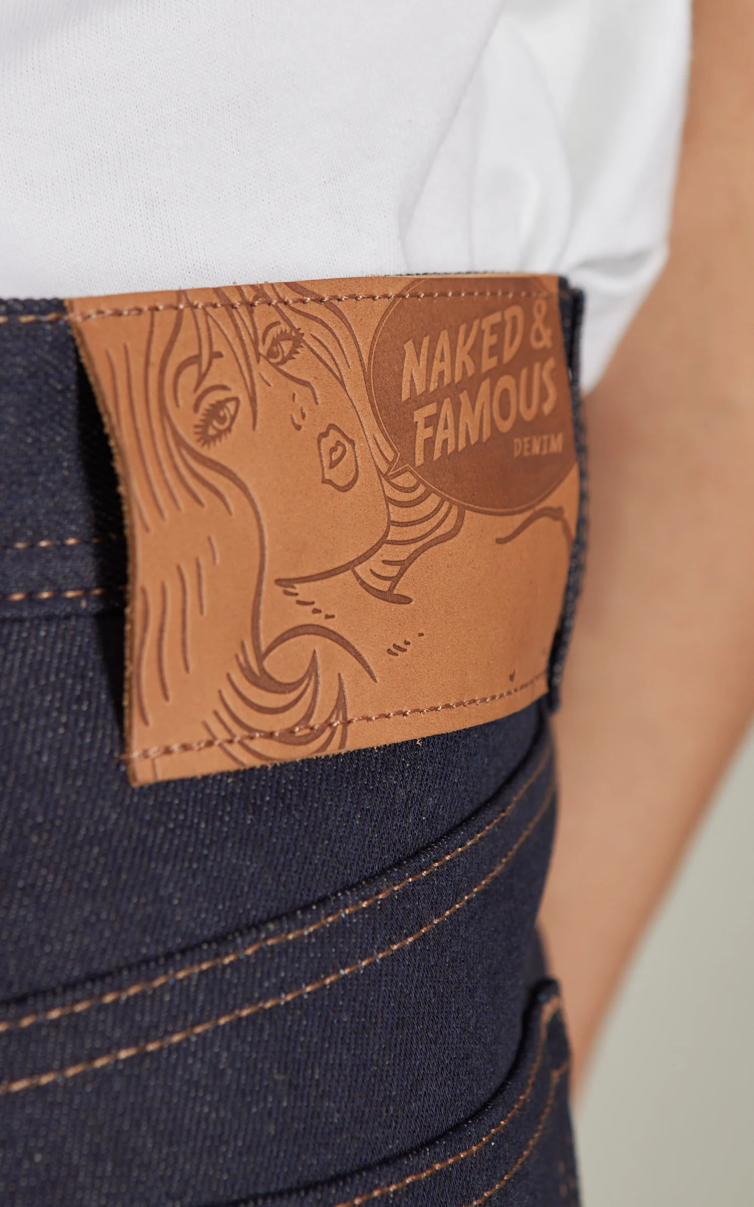 Naked & Famous Denim Weird Guy Coffee Dye Selvedge 12.5oz - Image 11
