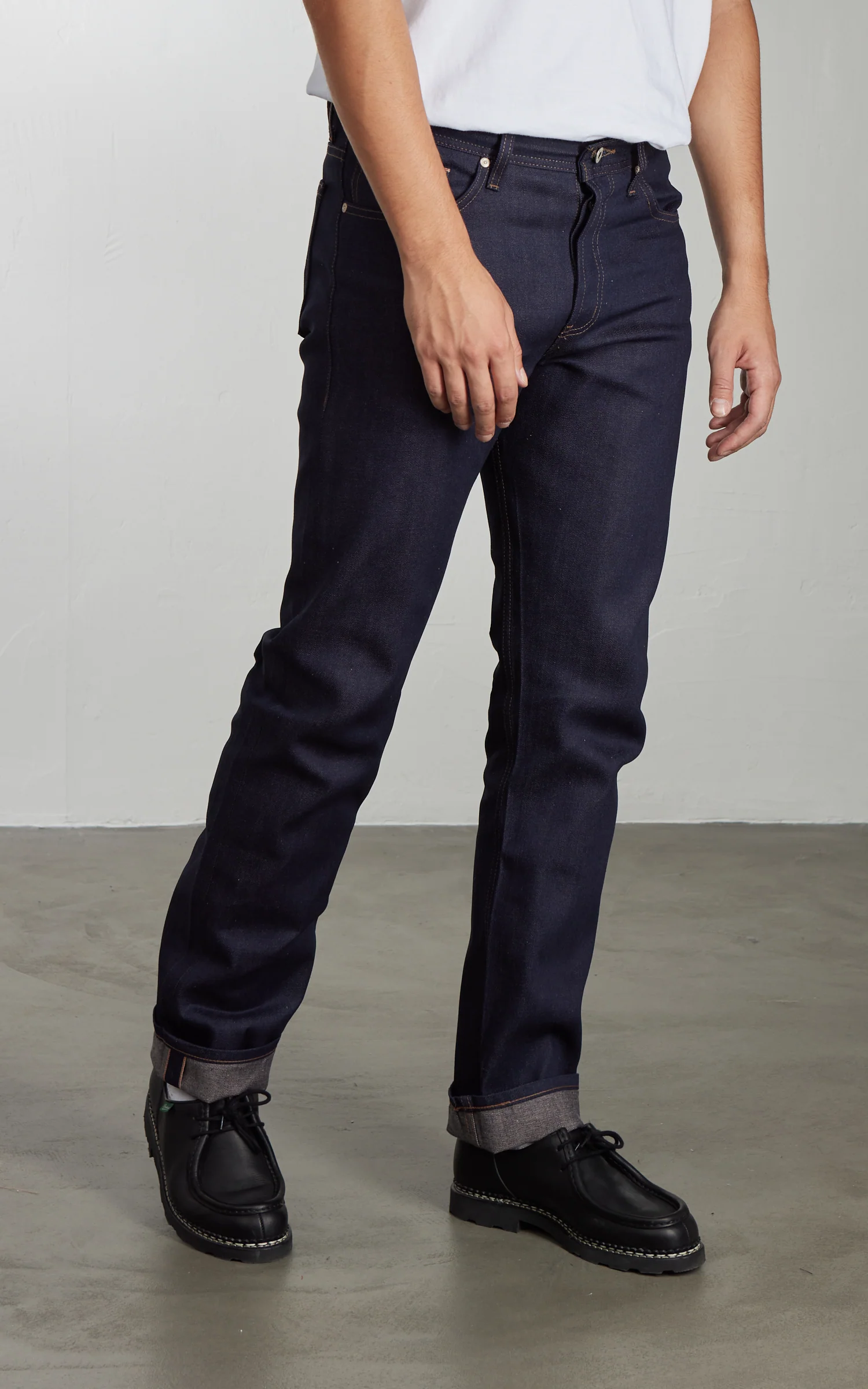 Naked & Famous Denim Weird Guy Coffee Dye Selvedge 12.5oz - Image 5
