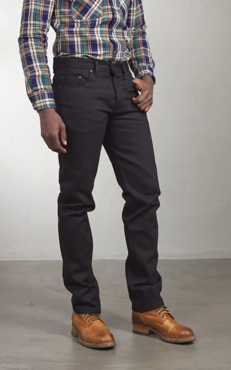 Naked & Famous Denim Weird Guy Shinigami Selvedge Black 18oz - Image 2