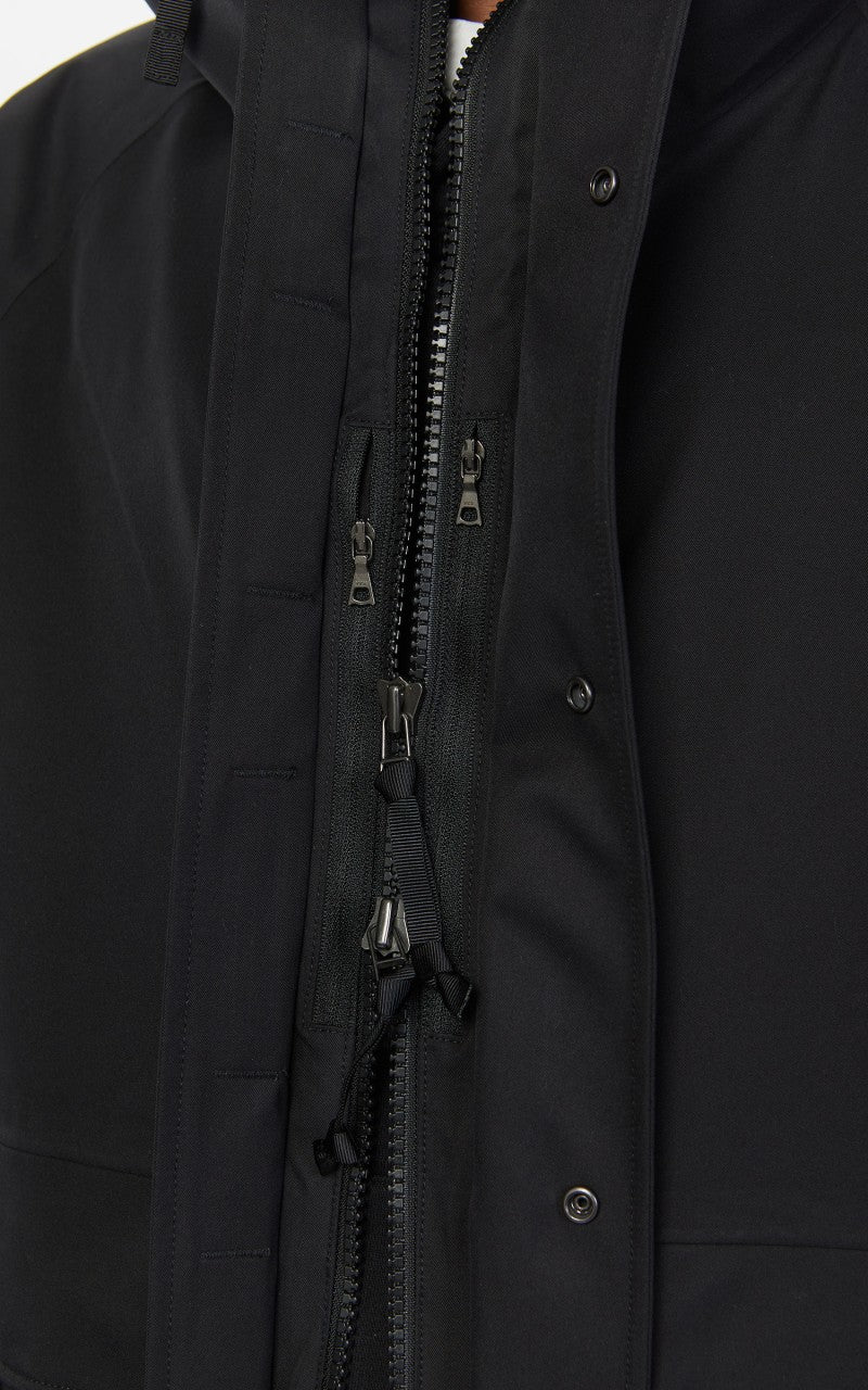 Nanamica 2L GORE-TEX Cruiser Jacket Black - Image 14