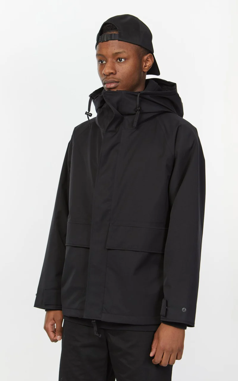Nanamica 2L GORE-TEX Cruiser Jacket Black - Image 9
