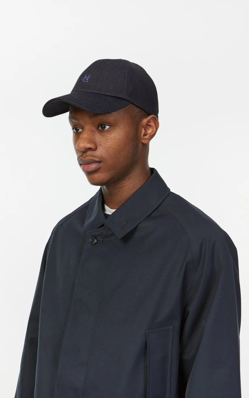 Nanamica 2L GORE-TEX Short Soutien Collar Coat Navy - Image 8