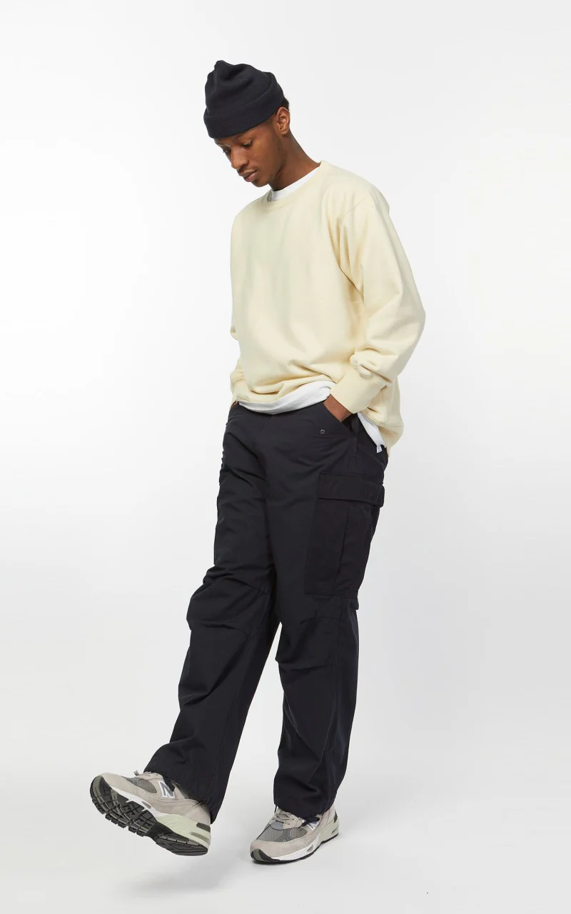 Nanamica Cargo Pants Navy - Image 4