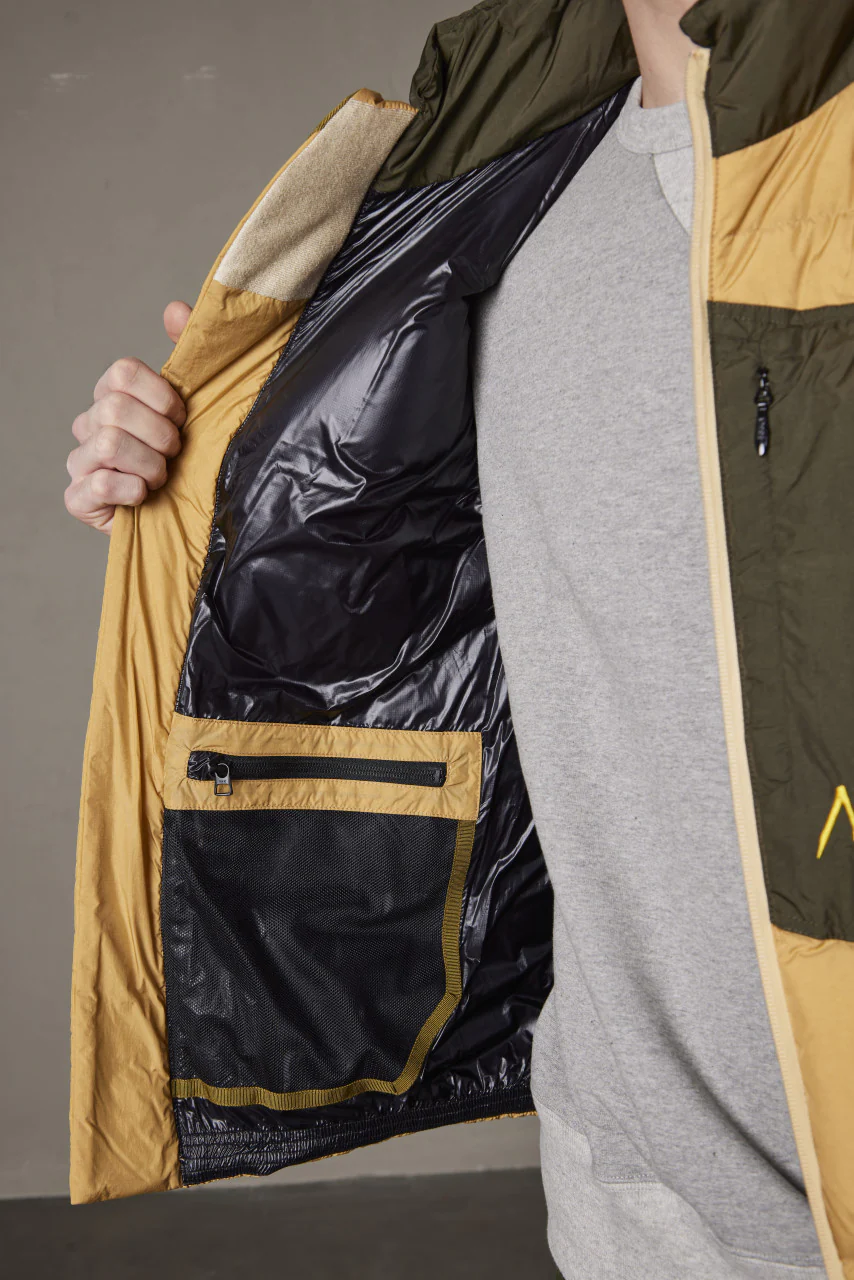 Nanga Mazeno Ridge Vest Beige - Image 3