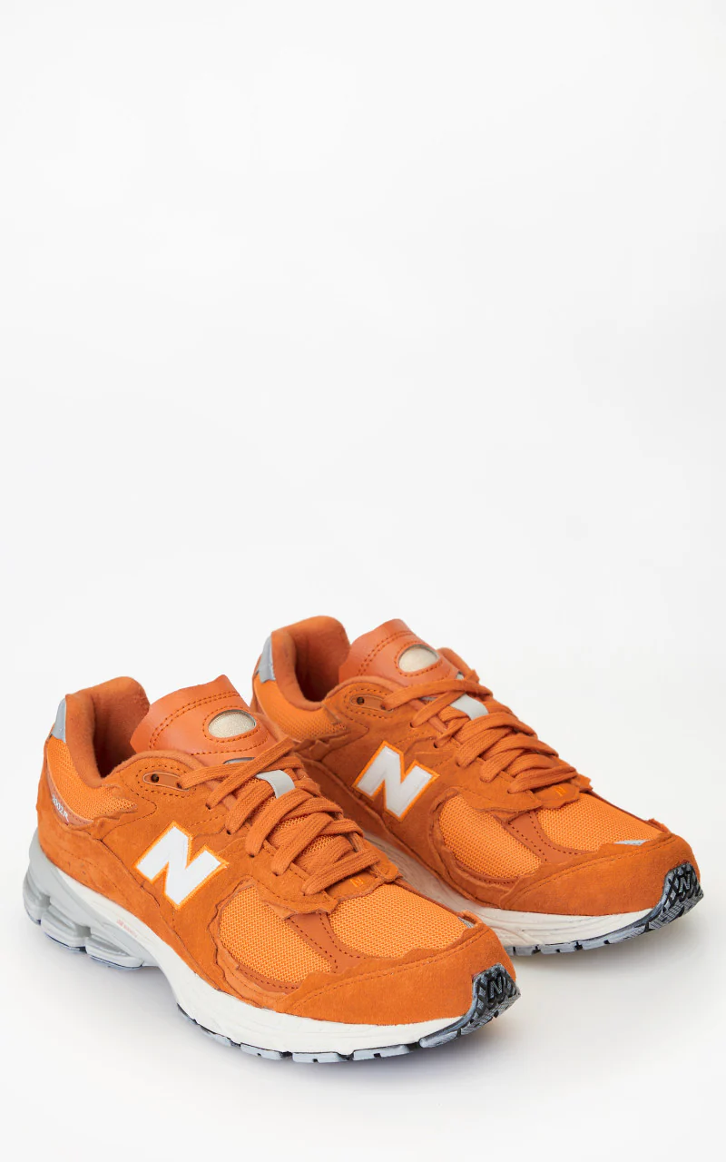 New Balance M2002 RDE Vintage Orange - Image 2