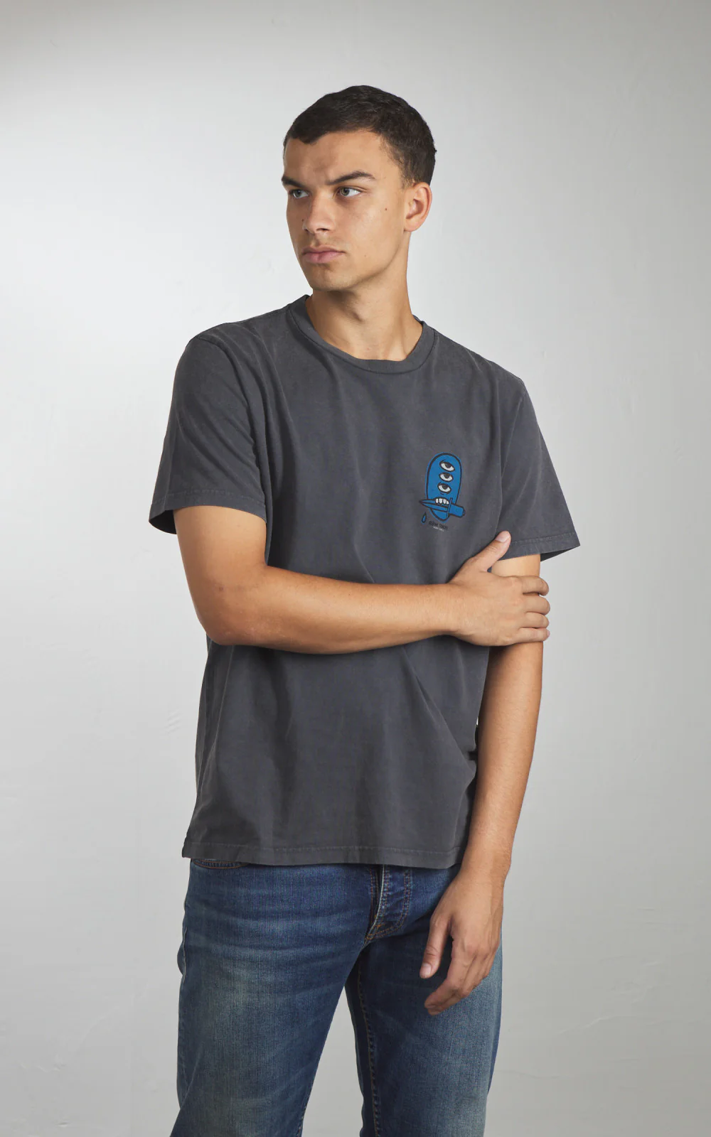 Nudie Jeans Roy Raw Tracks T-Shirt Antracite - Image 5
