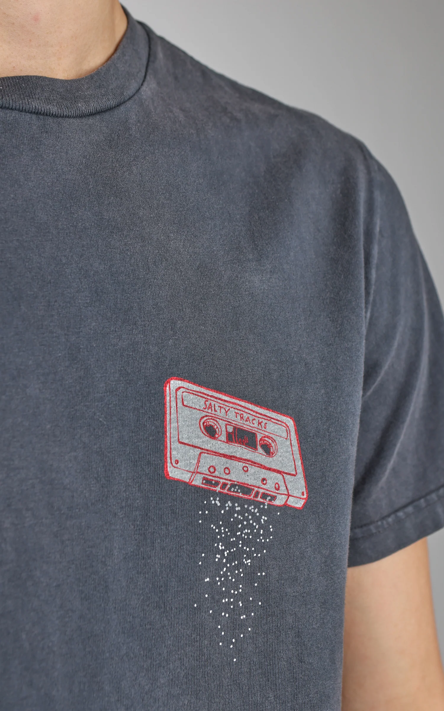 Nudie Jeans Roy Salty Tracks T-Shirt Antracite - Image 6