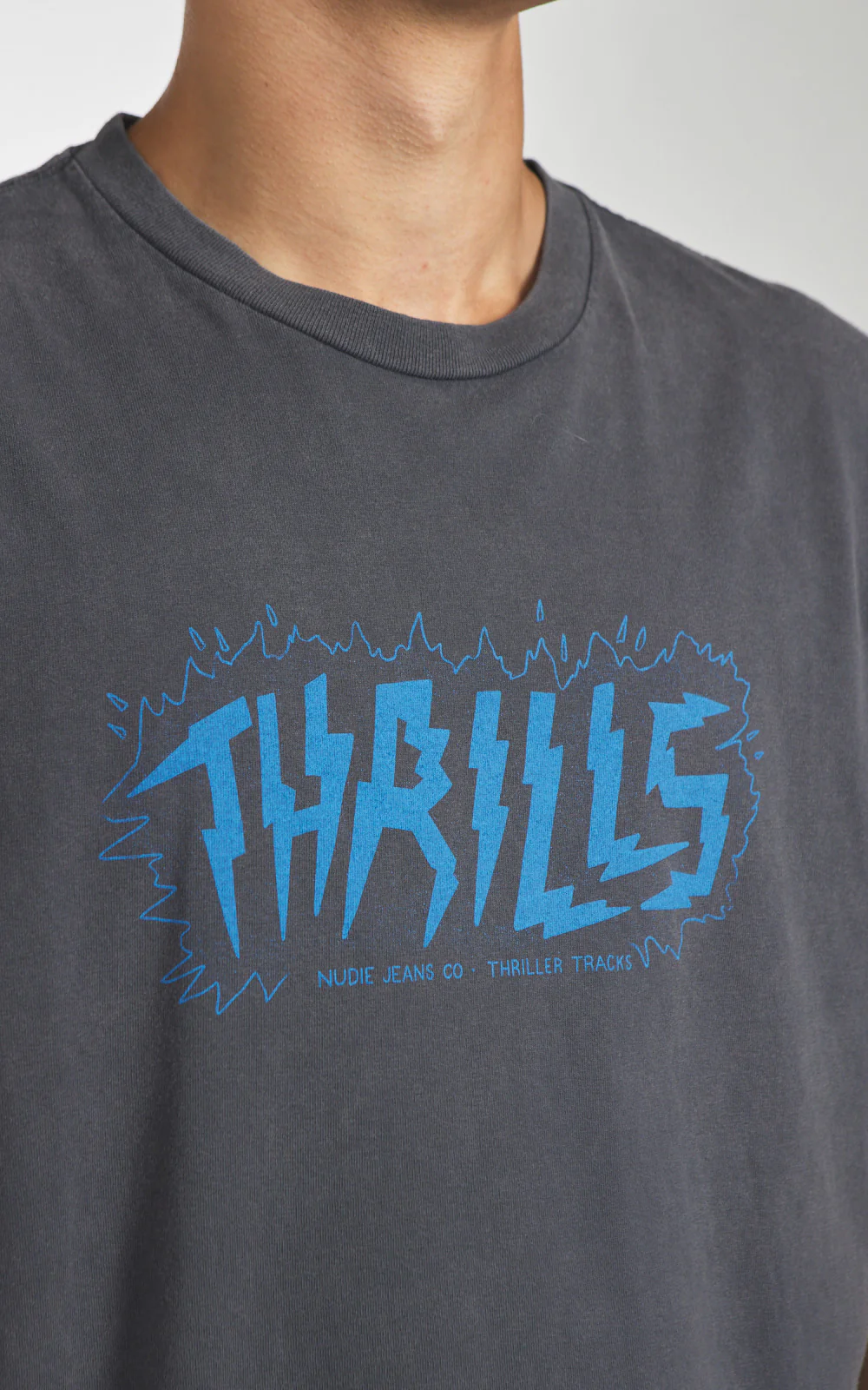 Nudie Jeans Roy Thriller Tracks T-Shirt Antracite - Image 4