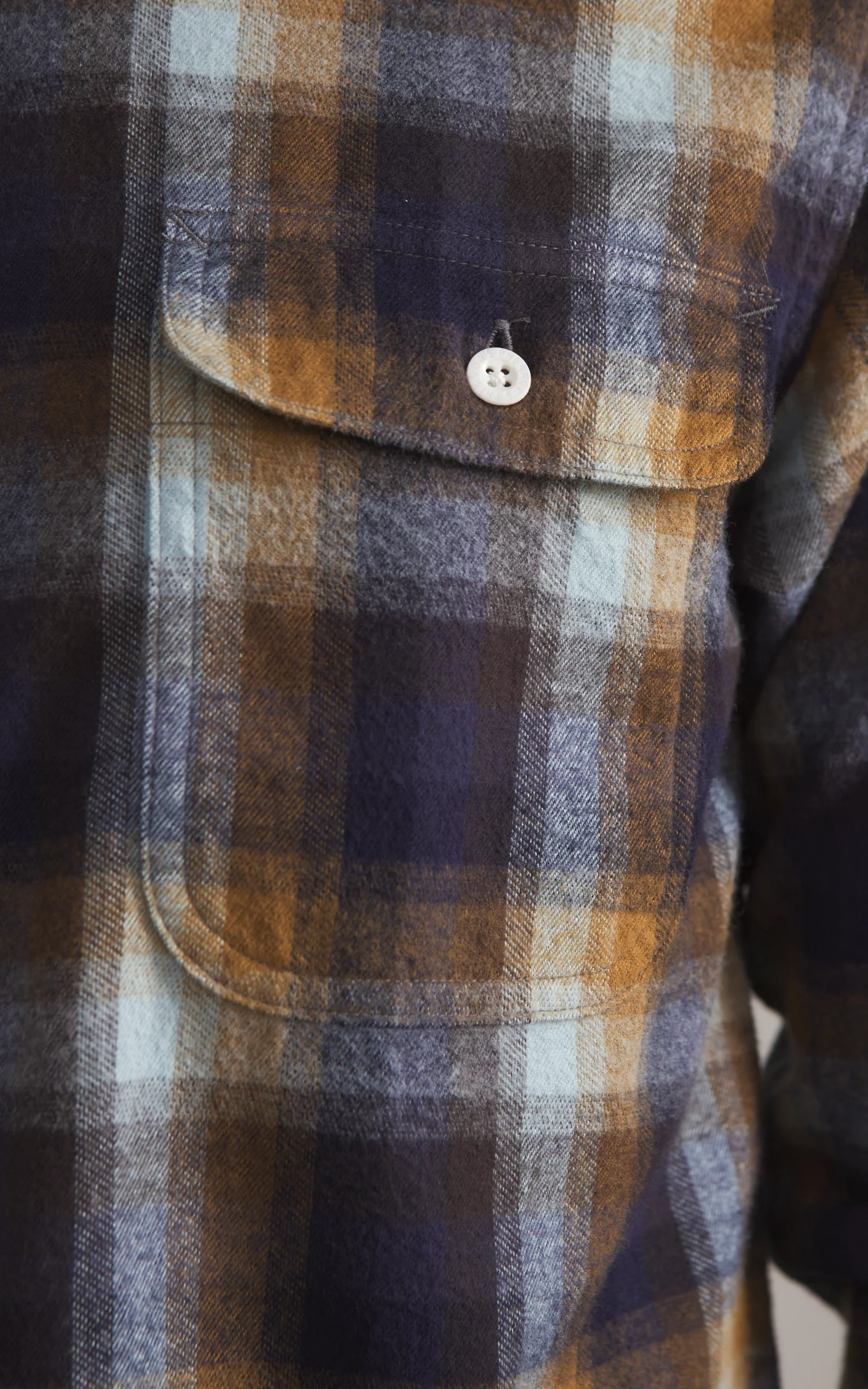 Pherrow's 25W-650WS-C Flannel Work Shirt Navy x Sax Check - Image 3