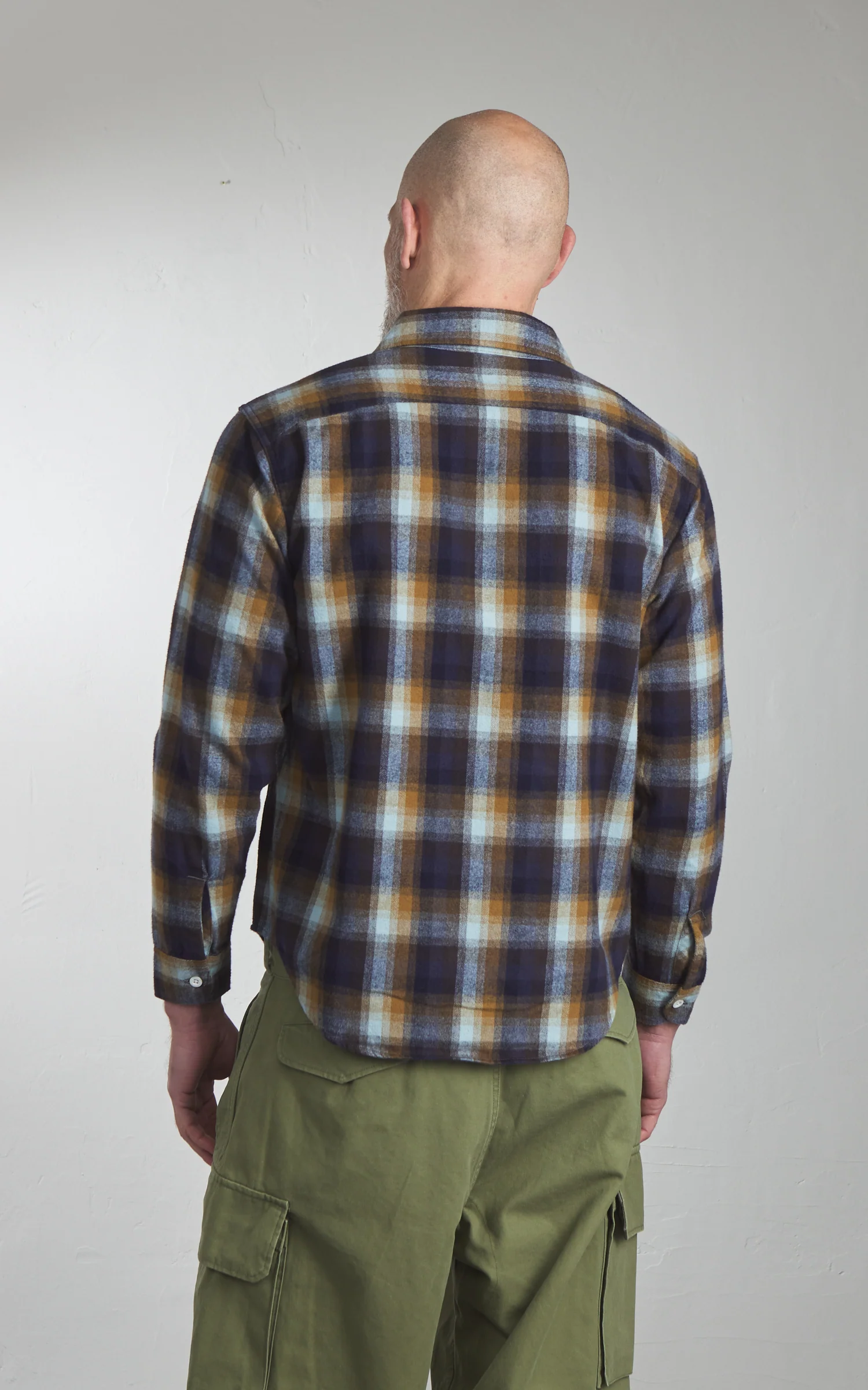 Pherrow's 25W-650WS-C Flannel Work Shirt Navy x Sax Check - Image 4