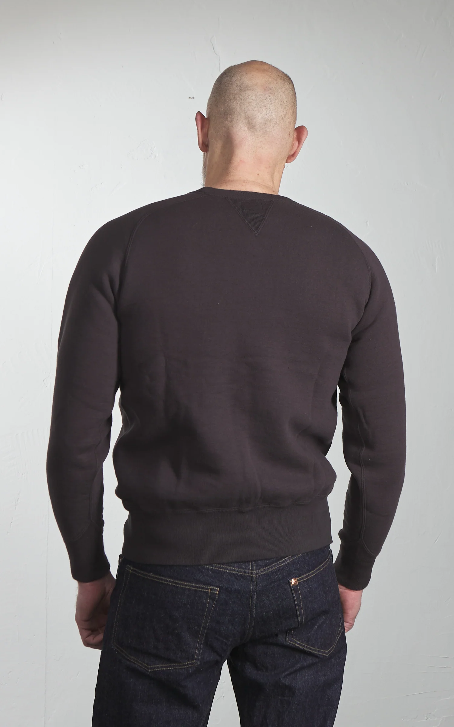 Pherrow's 25W-PVSF Heavyweight Crewneck Sweatshirt Shadow Black - Image 5