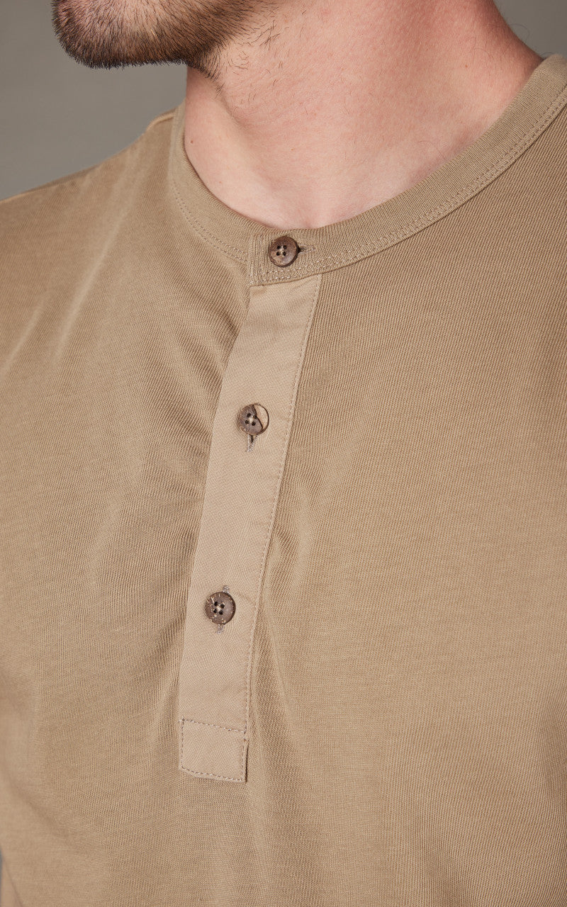 Pike Brothers 1927 Henley Shirt Short Sleeve Mojave Beige - Image 5
