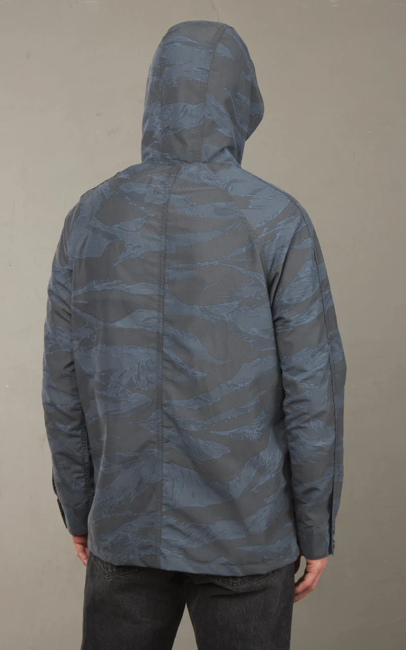 Rogue Territory Hooded Supply Jacket Tiger Camo Blue - Image 6