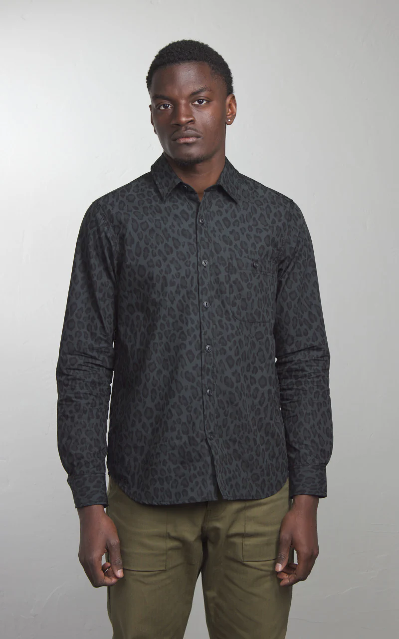 Oxford Shirt Dark Cheetah Camo - Image 3