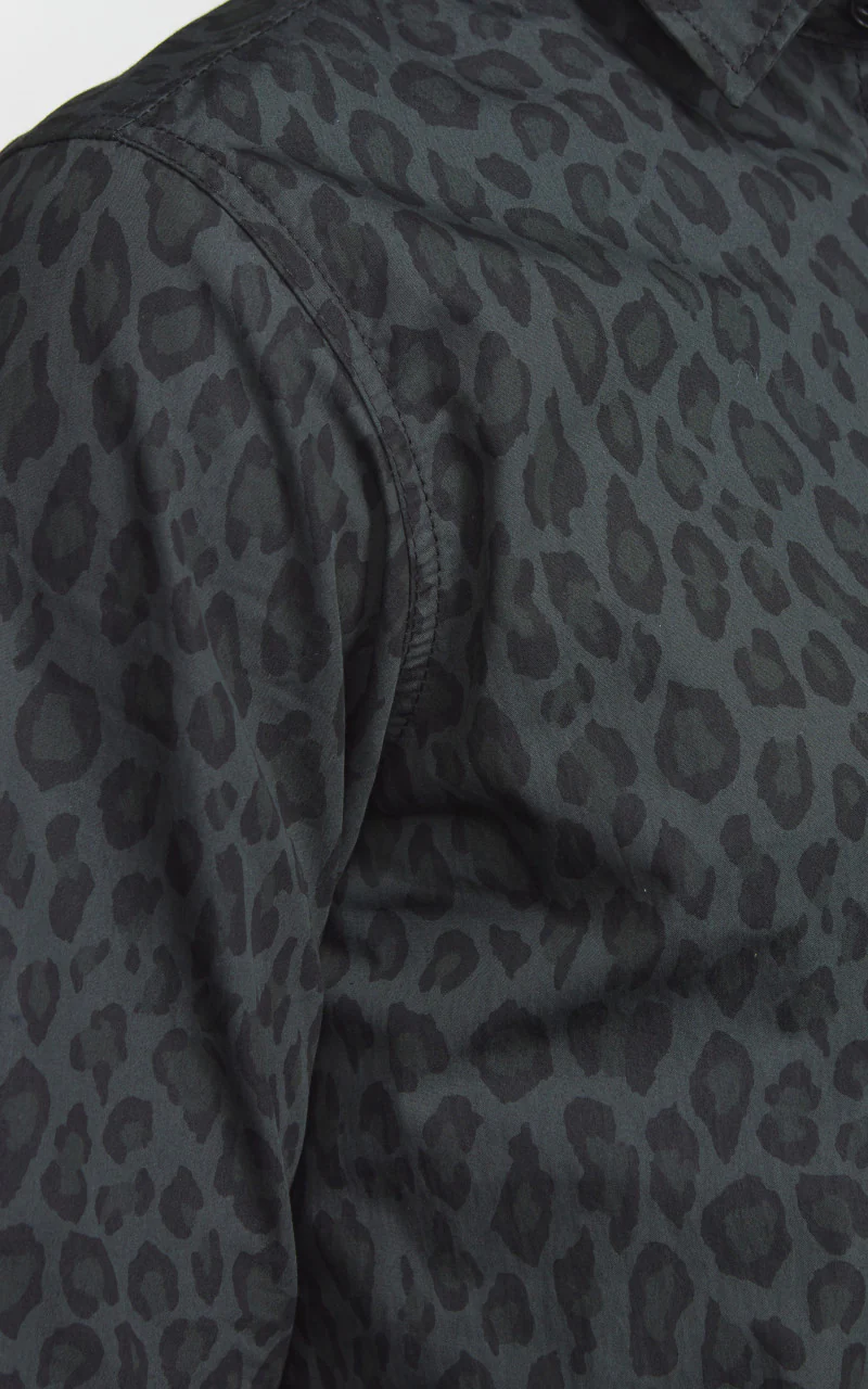 Oxford Shirt Dark Cheetah Camo - Image 5