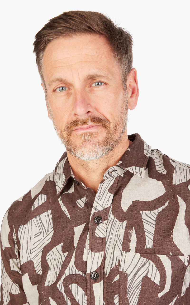 Rogue Territory Oxford Shirt Linen Brown Shapes - Image 5