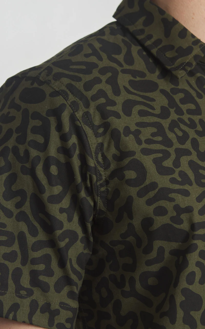 Rogue Territory Oxford Shirt S/S Alphabet Camo Olive - Image 5