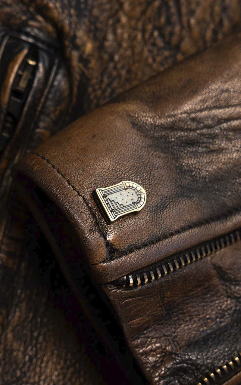 Shangri-La Heritage Varenne Leather Jacket Deserto - Image 15