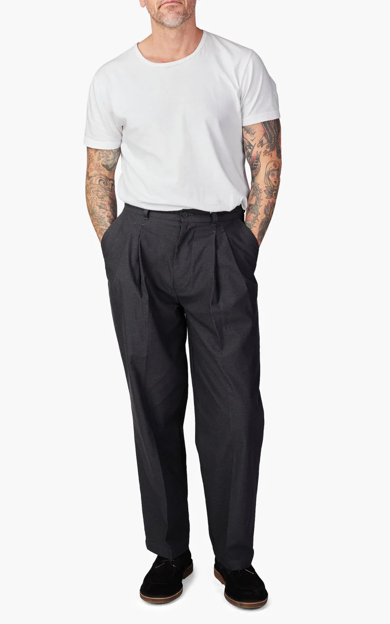 Still By Hand Deep Tuck Pressed Pant Charcoal - Image 2