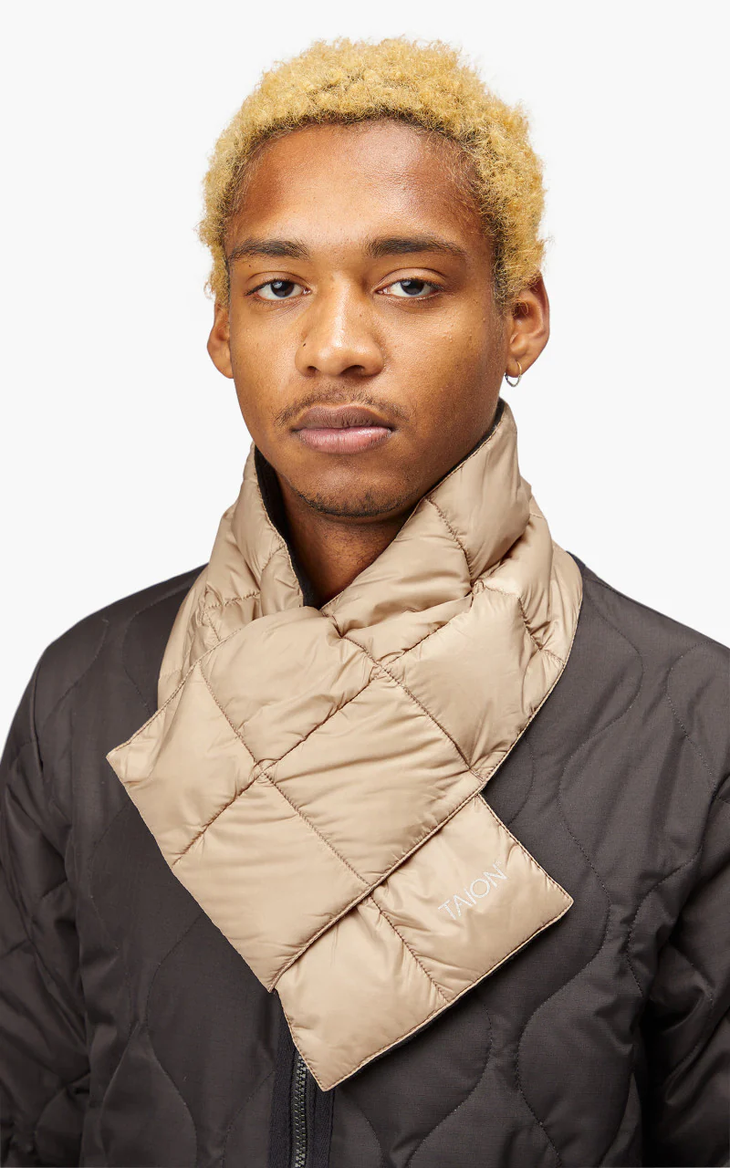 Taion Basic Down Scarf Beige - Image 2