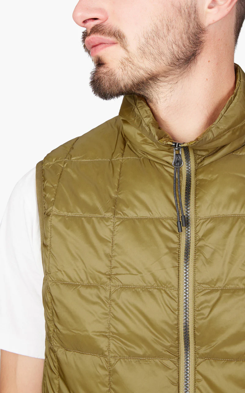 Taion HI-Neck Zip Down Vest Beige - Image 5