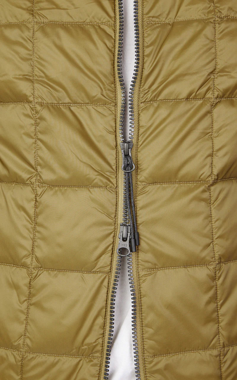 Taion HI-Neck Zip Down Vest Beige - Image 8