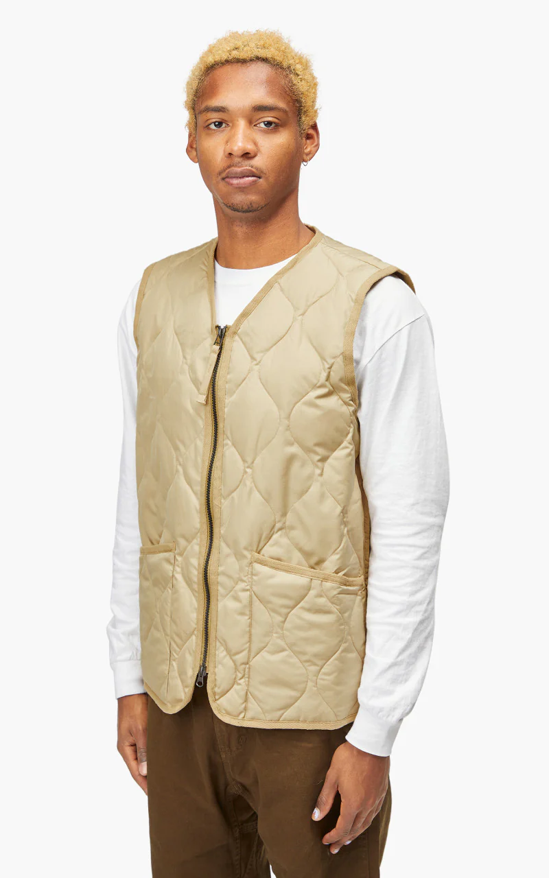 Taion Military Zip V-Neck Down Vest Cream - Image 4
