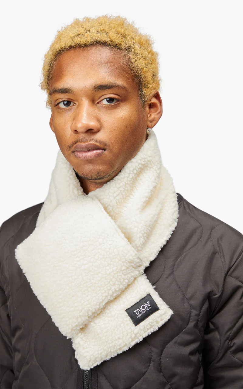 Taion Mountain Reversible Down x Boa Muffler Ice Grey/Ivory - Image 2