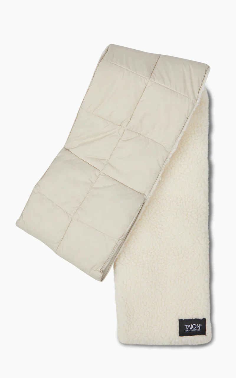Taion Mountain Reversible Down x Boa Muffler Ice Grey/Ivory - Image 5
