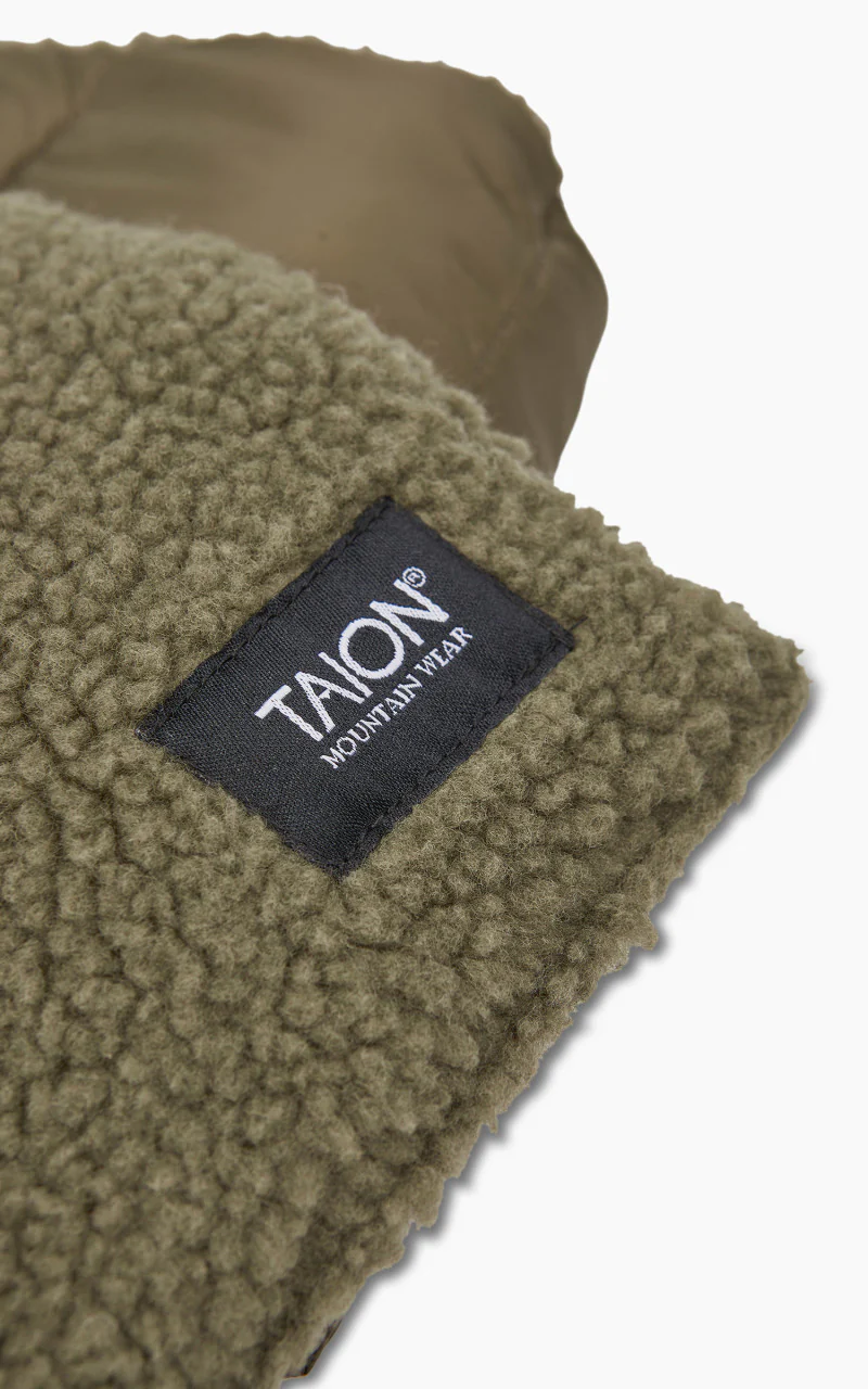 Taion Mountain Reversible Down x Boa Muffler Olive/Dark Olive - Image 5