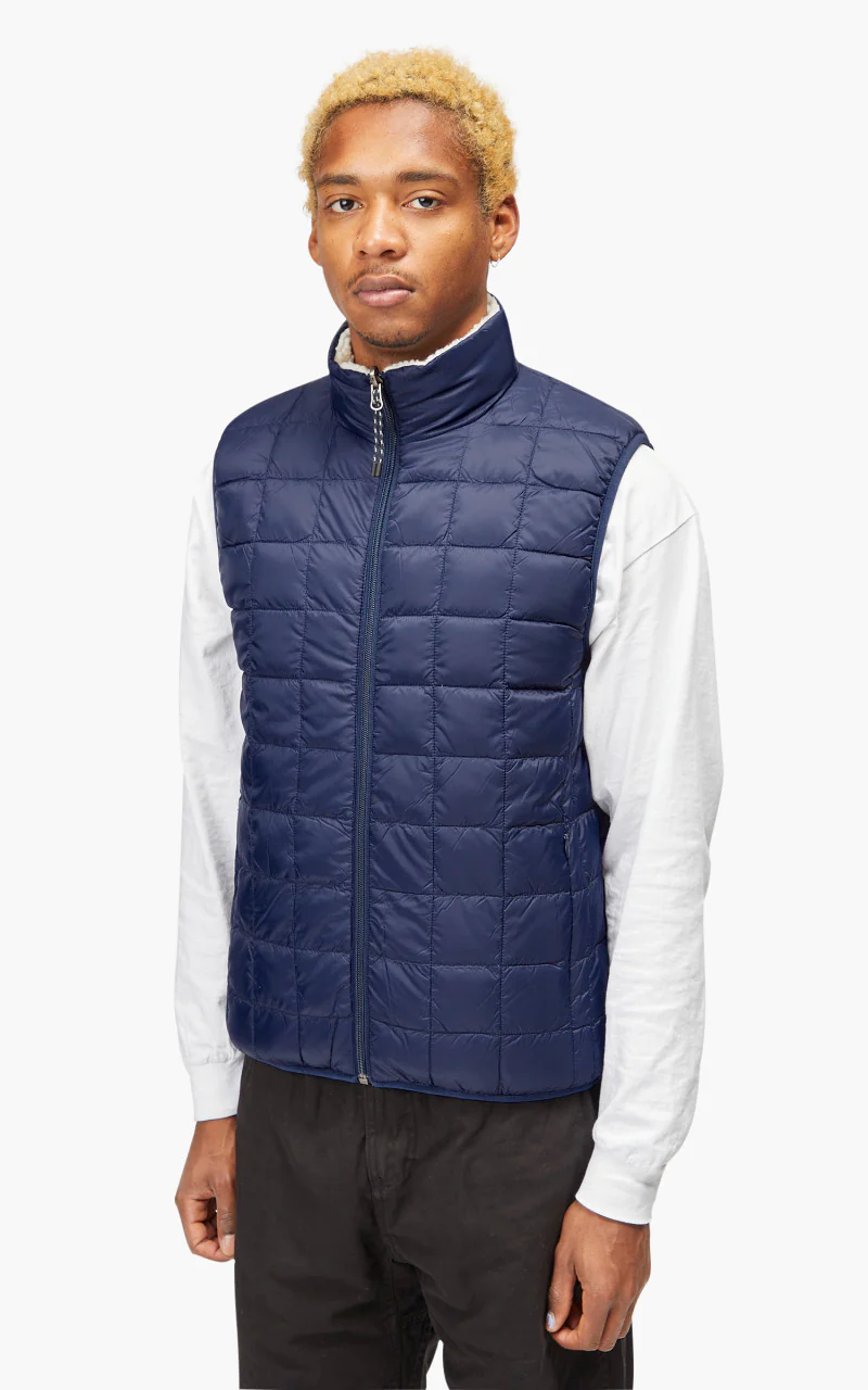 Taion Mountain Reversible Down x Boa Vest Navy/Ivory - Image 4