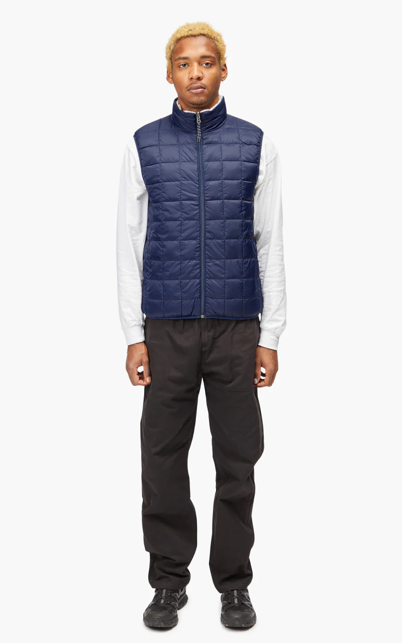 Taion Mountain Reversible Down x Boa Vest Navy/Ivory - Image 5