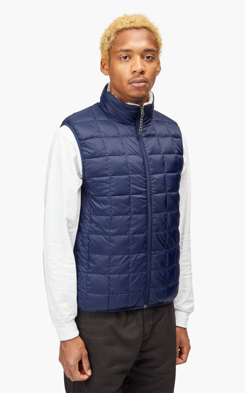 Taion Mountain Reversible Down x Boa Vest Navy/Ivory - Image 6