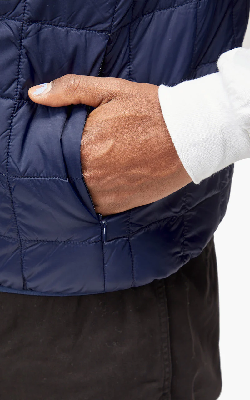 Taion Mountain Reversible Down x Boa Vest Navy/Ivory - Image 8
