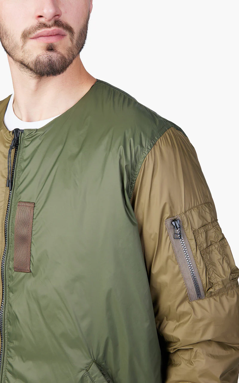 Taion x Beams Lights Reversible MA-1 Type Inner Down Jacket Cream/Black - Image 9