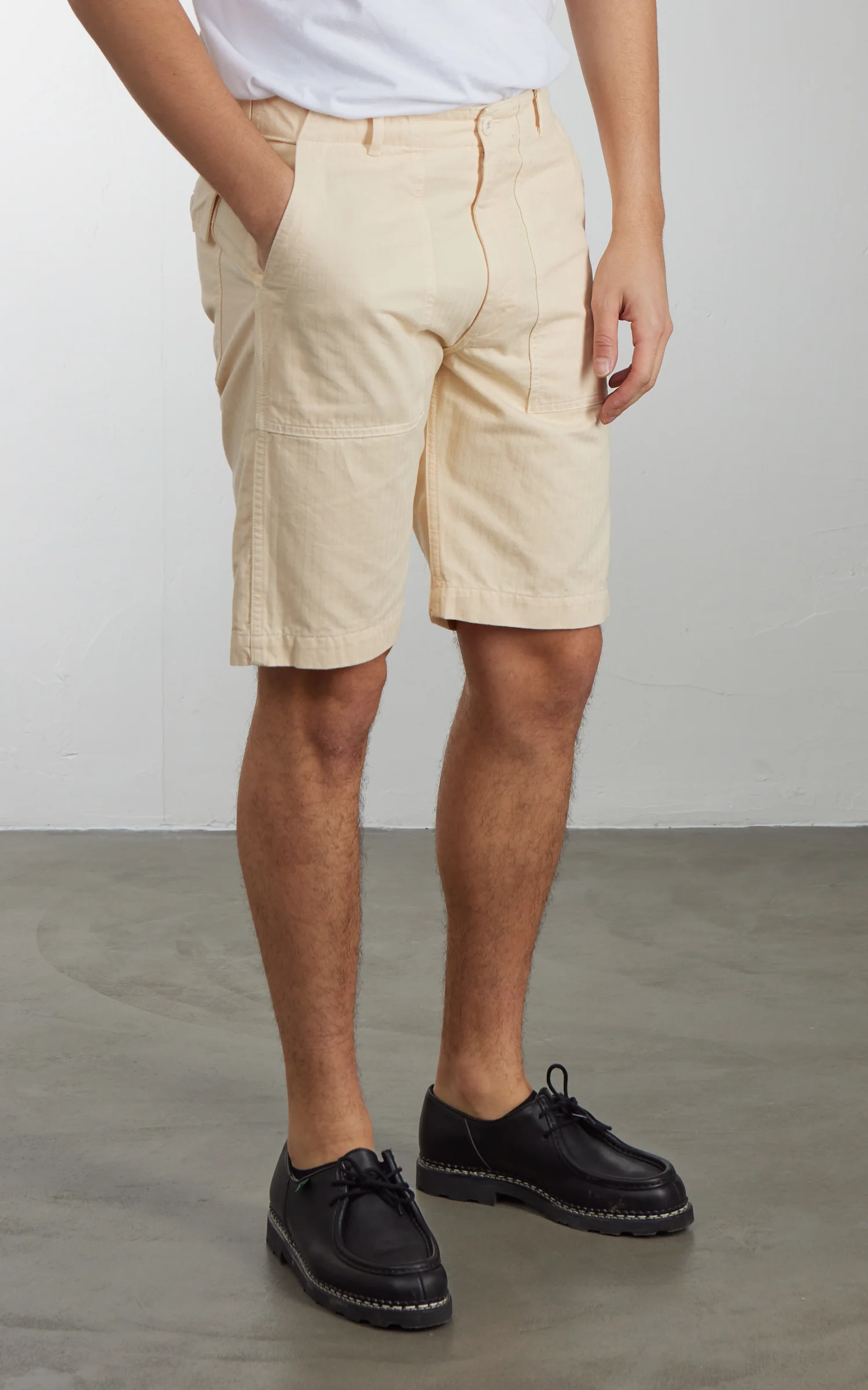 Tellason Fatigue Shorts Herringbone Twill Bone - Image 4