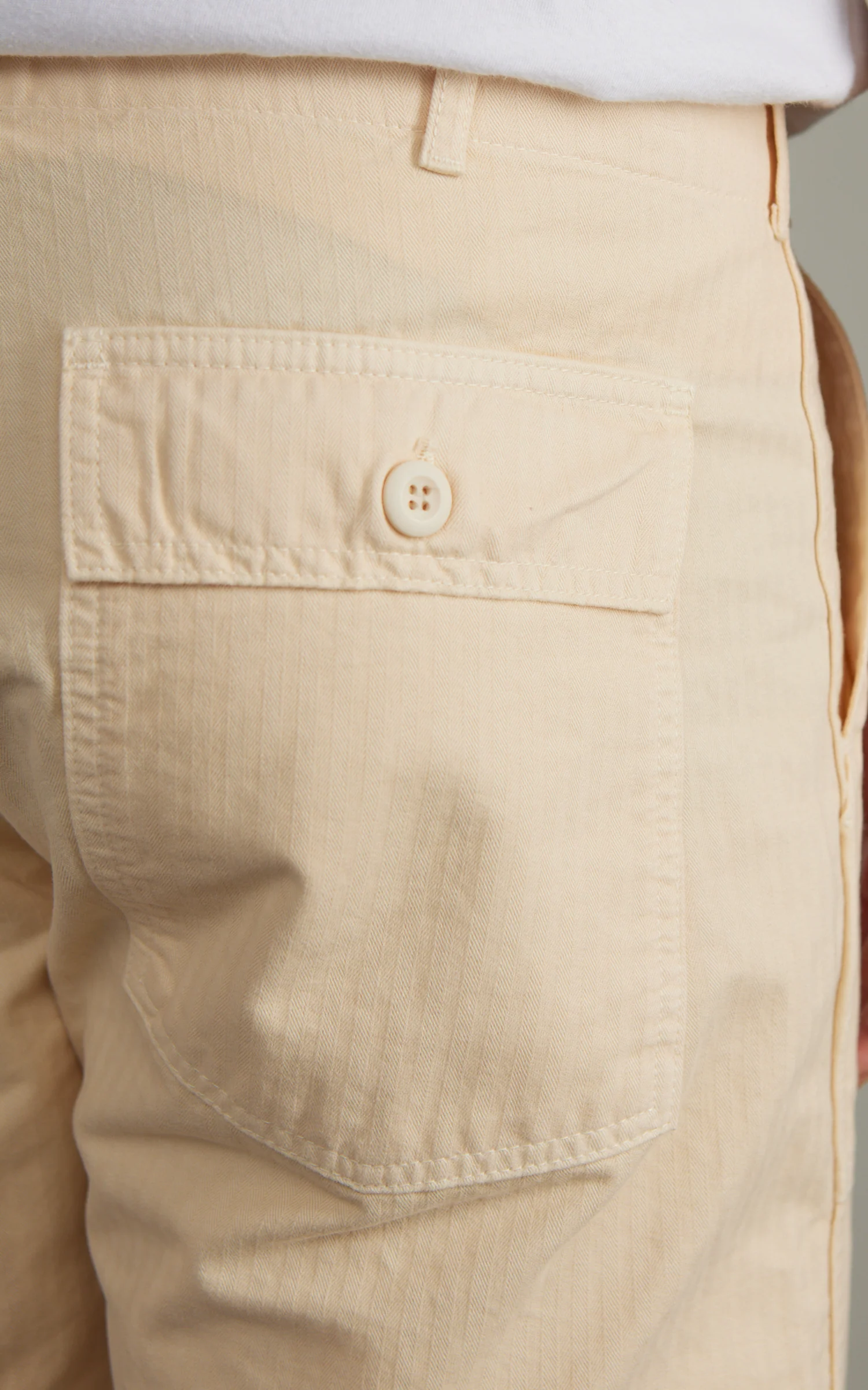Tellason Fatigue Shorts Herringbone Twill Bone - Image 6