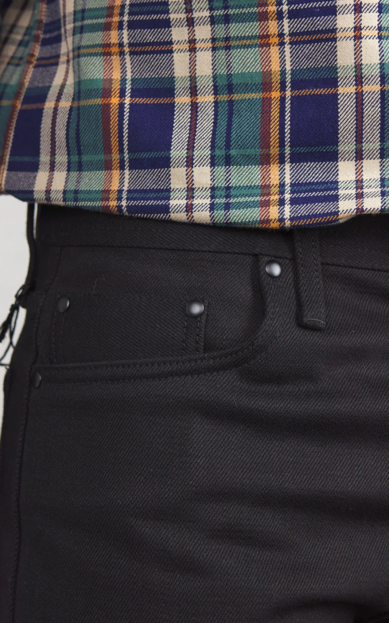 The Unbranded Brand UB242 Tapered Fit Heavyweight Solid Black Selvedge 21oz - Image 3