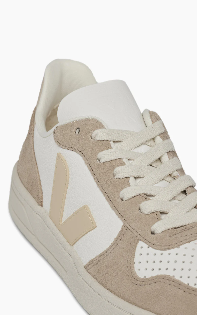 Veja W V-10 Chromefree Leather Extra White/Sable Sahara - Image 3