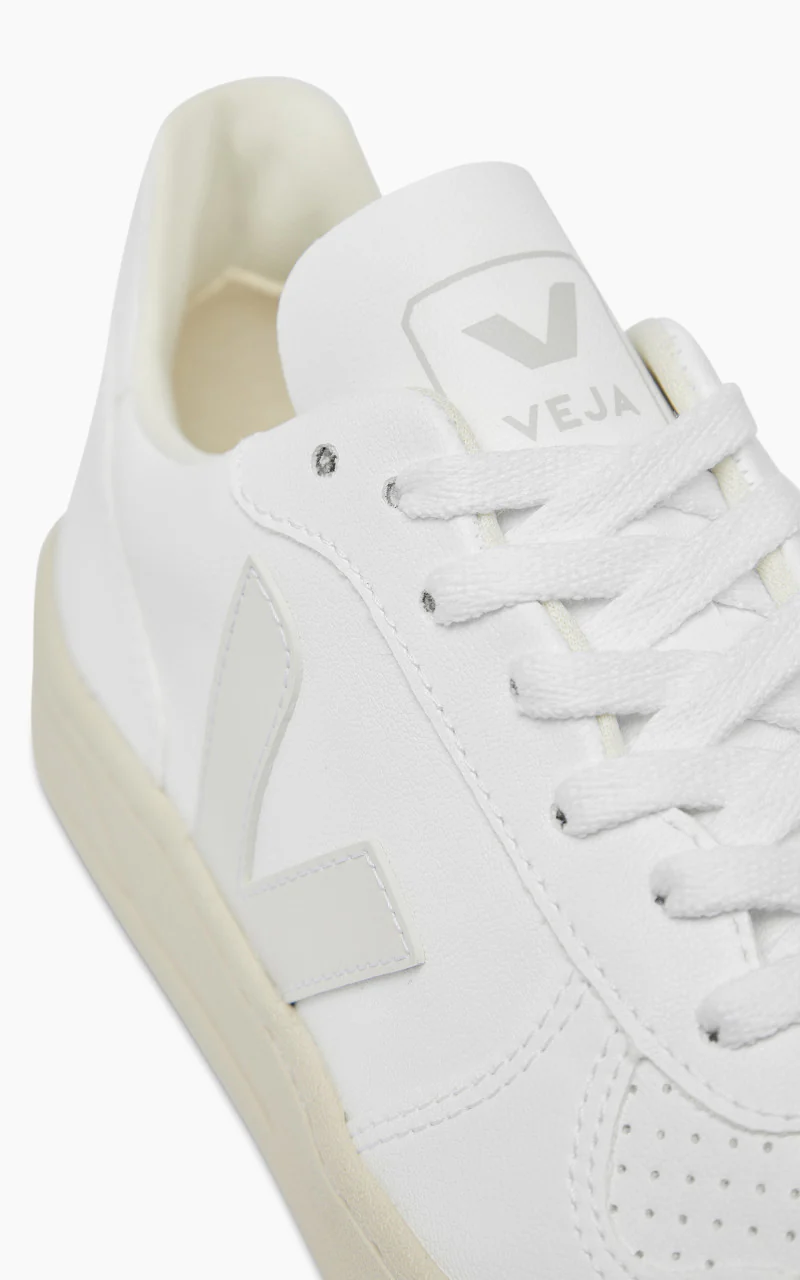 Veja W V-10 CWL Full White - Image 3