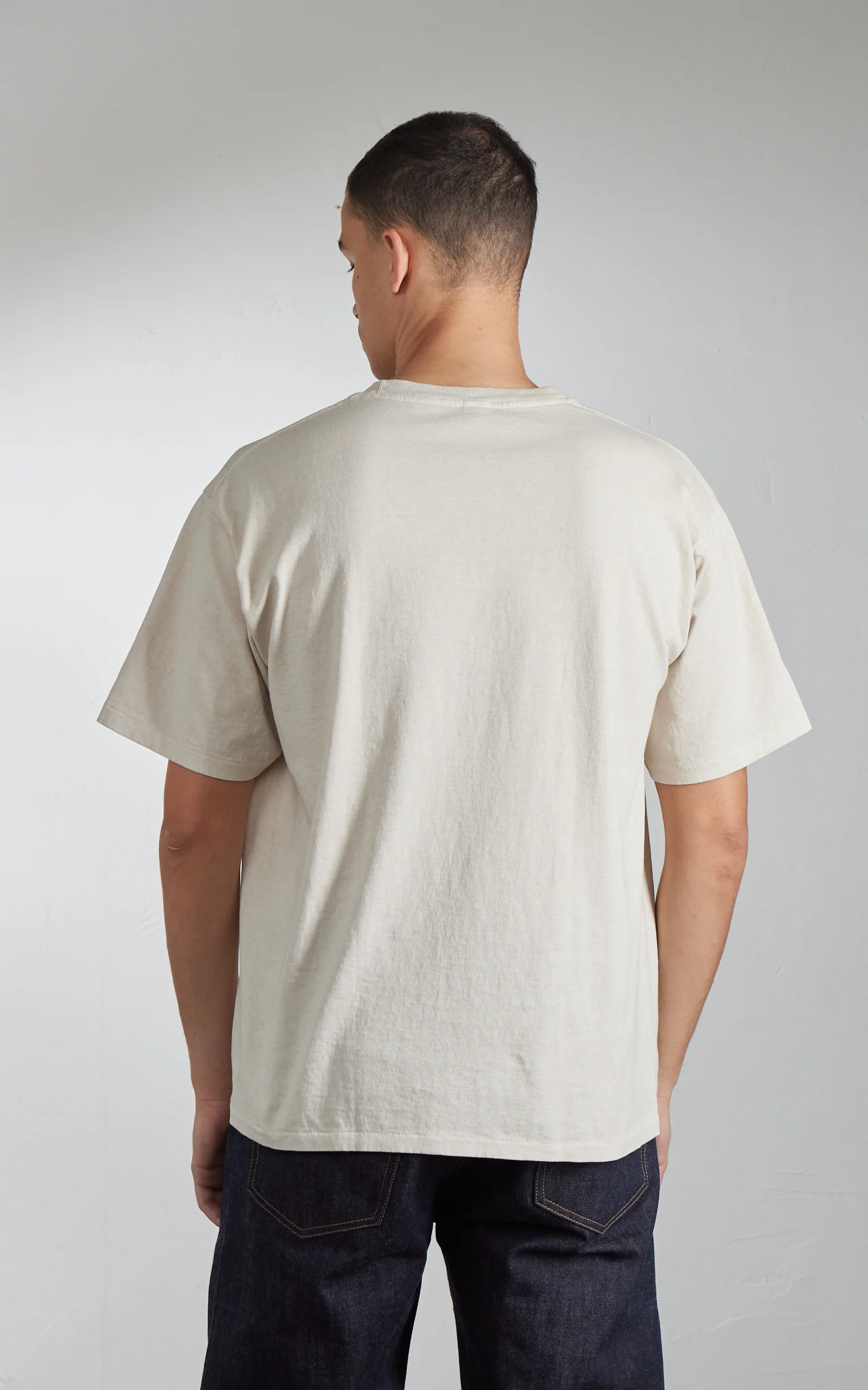 Velva Sheen Crew Neck Pocket Tee Oatmilk - Image 6