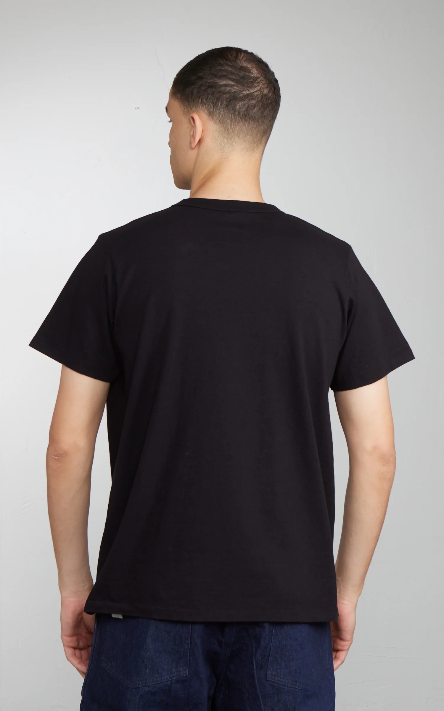 Velva Sheen Pigment Crew Neck Pocket Tee Jet Black - Image 3